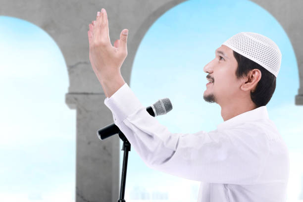 The Spiritual Essence of Reciting Naats in Islam